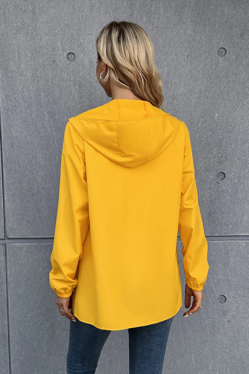 Zipper hooded jacket lightweight outdoor hiking waterproof jacket