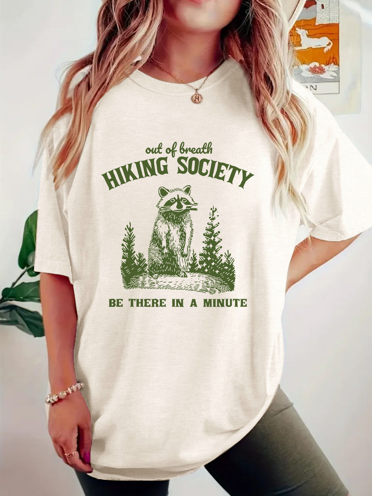 Short sleeved t-shirt printed with HIKING pattern